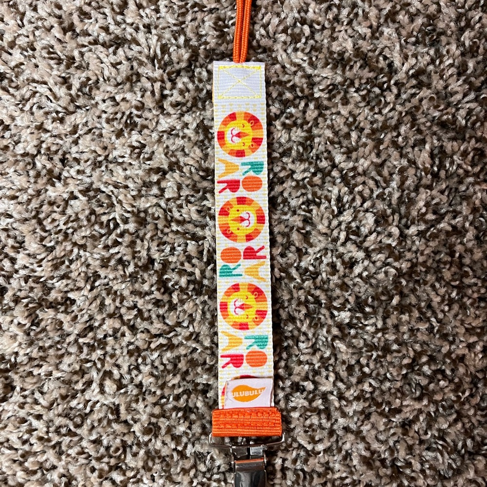 Pacifier clips - Picture 7 of 9